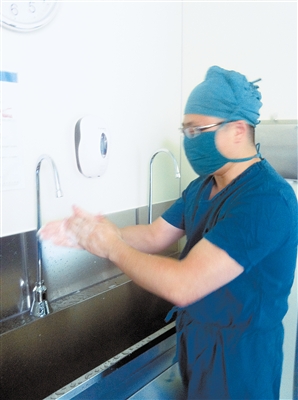 清创缝合换药包供应商